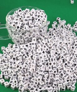 50057  - números acrílicos cuadradas blanco con negro surtidos