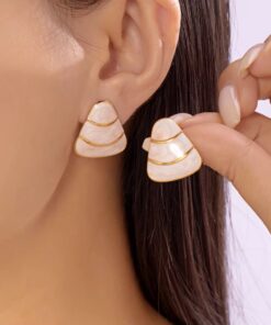 80050-1 Zarcillos acero triangulo esmaltado blanco