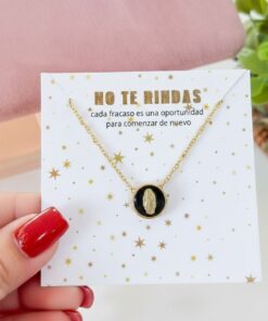 20002 - Collar armado virgen de Guadalupe pasador negra