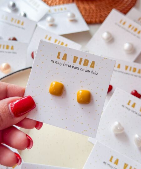 80177 - Zarcillos Acrilico cuadrado mostaza