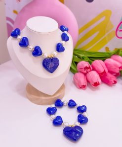 21115 - Collar chicle con corazon azul