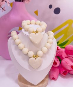 21146 - Collar chicle corazon beige