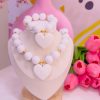 21144 - Collar chicle corazon blanco
