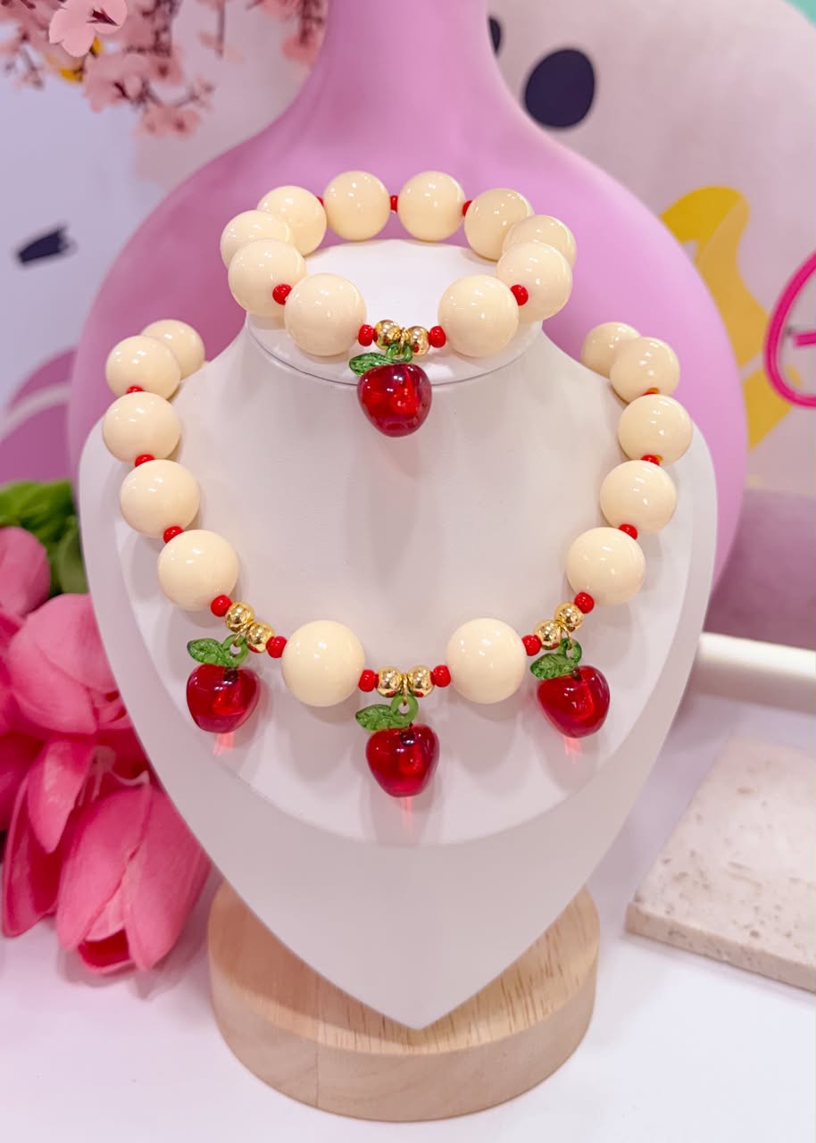 21166 - Set collar chicle con fresas