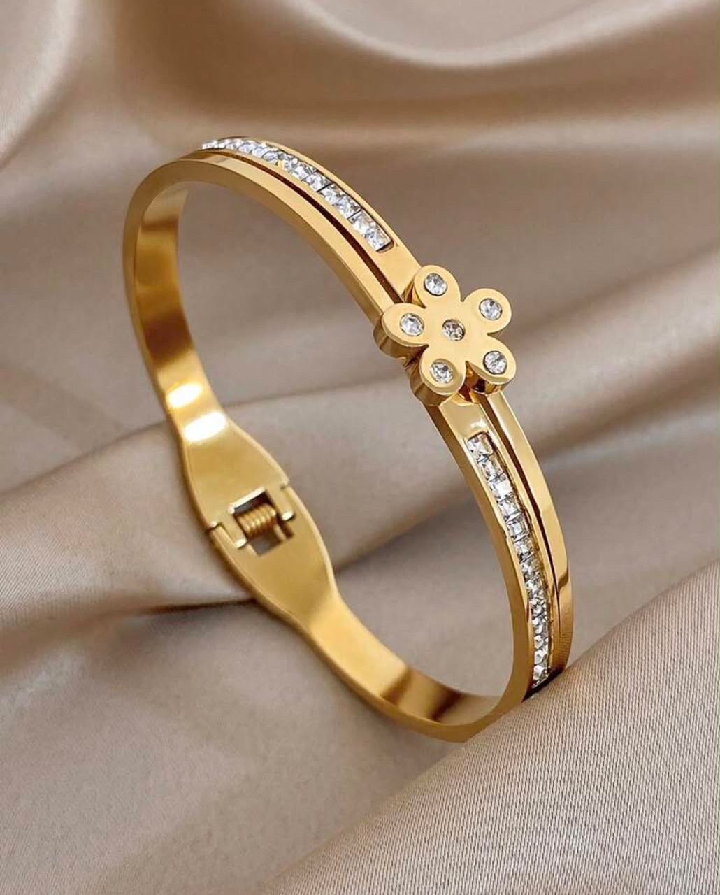 41239 - Pulsera acero dorado flor con cristales